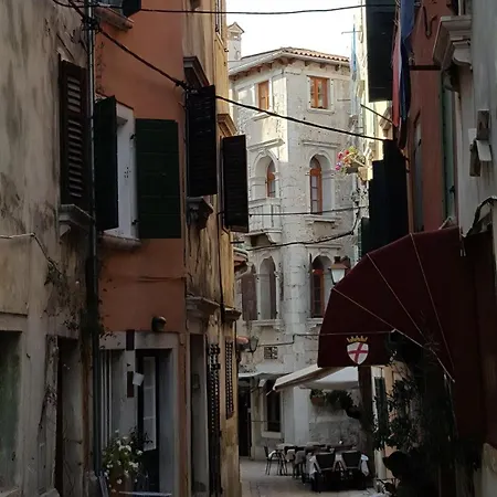 Appartement Vrancic Mit Terrasse *